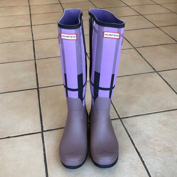 Hunter Shoes - Like-new Hunter tall rain boots